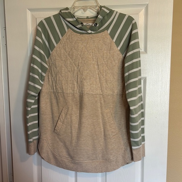 Maurices women’s cream and green hoodie sweatshirt size medium - Picture 1 of 8